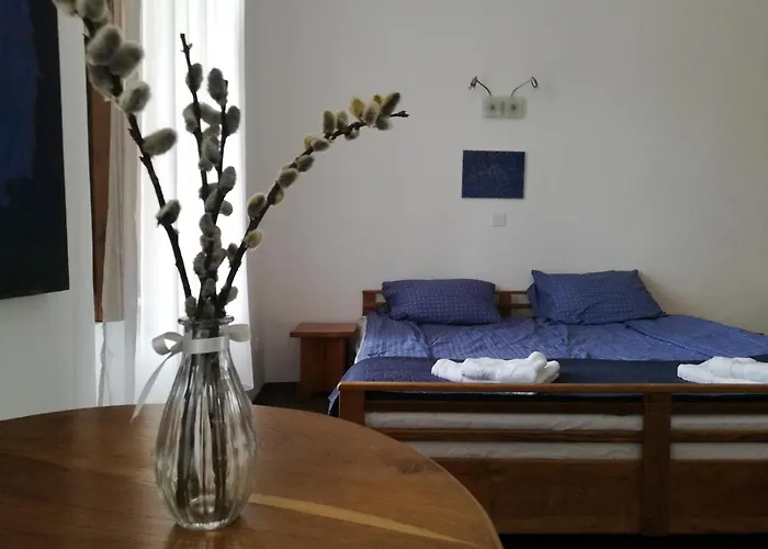 Karadi-berger Vendeghaz Daire